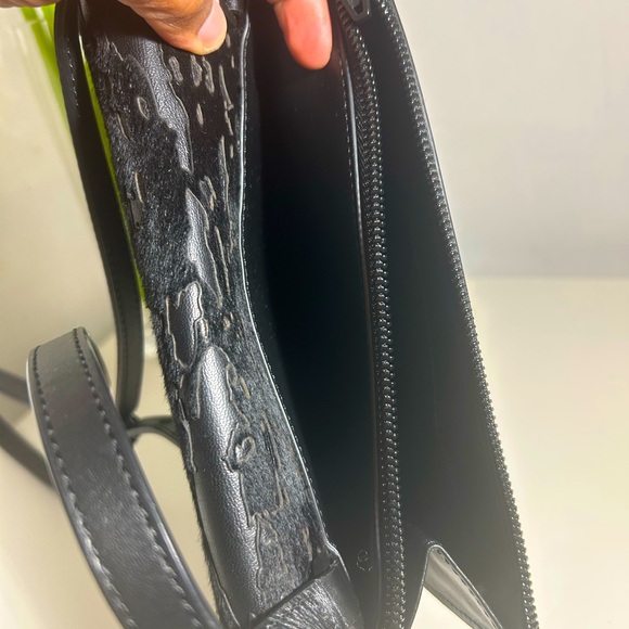 Alexander Wang
Ponyhair-Trimmed Leather Crossbody Bag - Picture 8 of 9